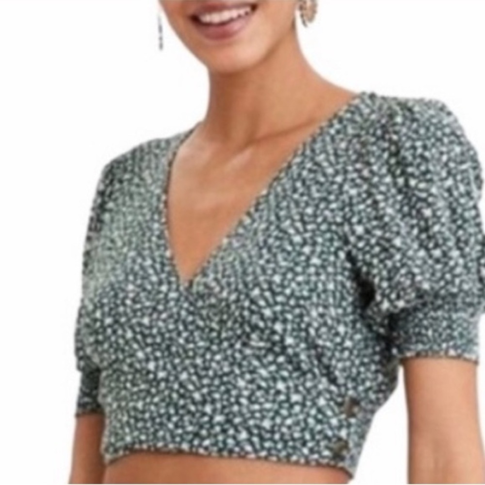 American Eagle Green Ditsy Floral Wrap Peasant Puff Festival Crop V-Neck Top